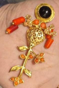 Broche Dima - Bloodimary