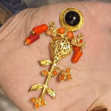 Cargar imagen en el visor de la galería, Broche Dima - Bloodimary